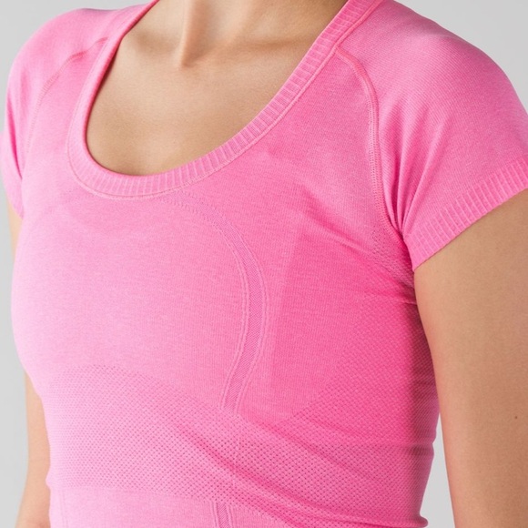 Lululemon Swiftly Tech T Shirt - Picture 3 of 8